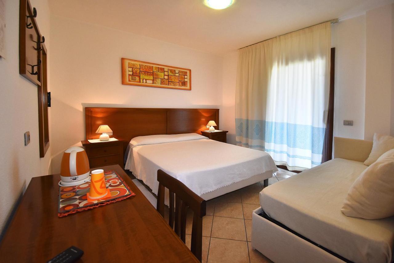 Hotel Il Girasole Вилласимиус Экстерьер фото